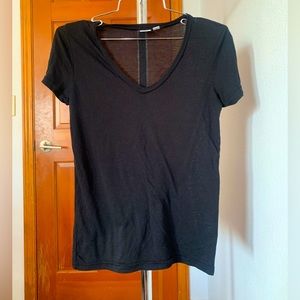 bp black v neck